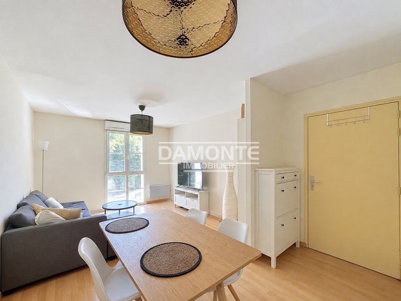 Appartement Rue Ambroise Cottet à Troyes
