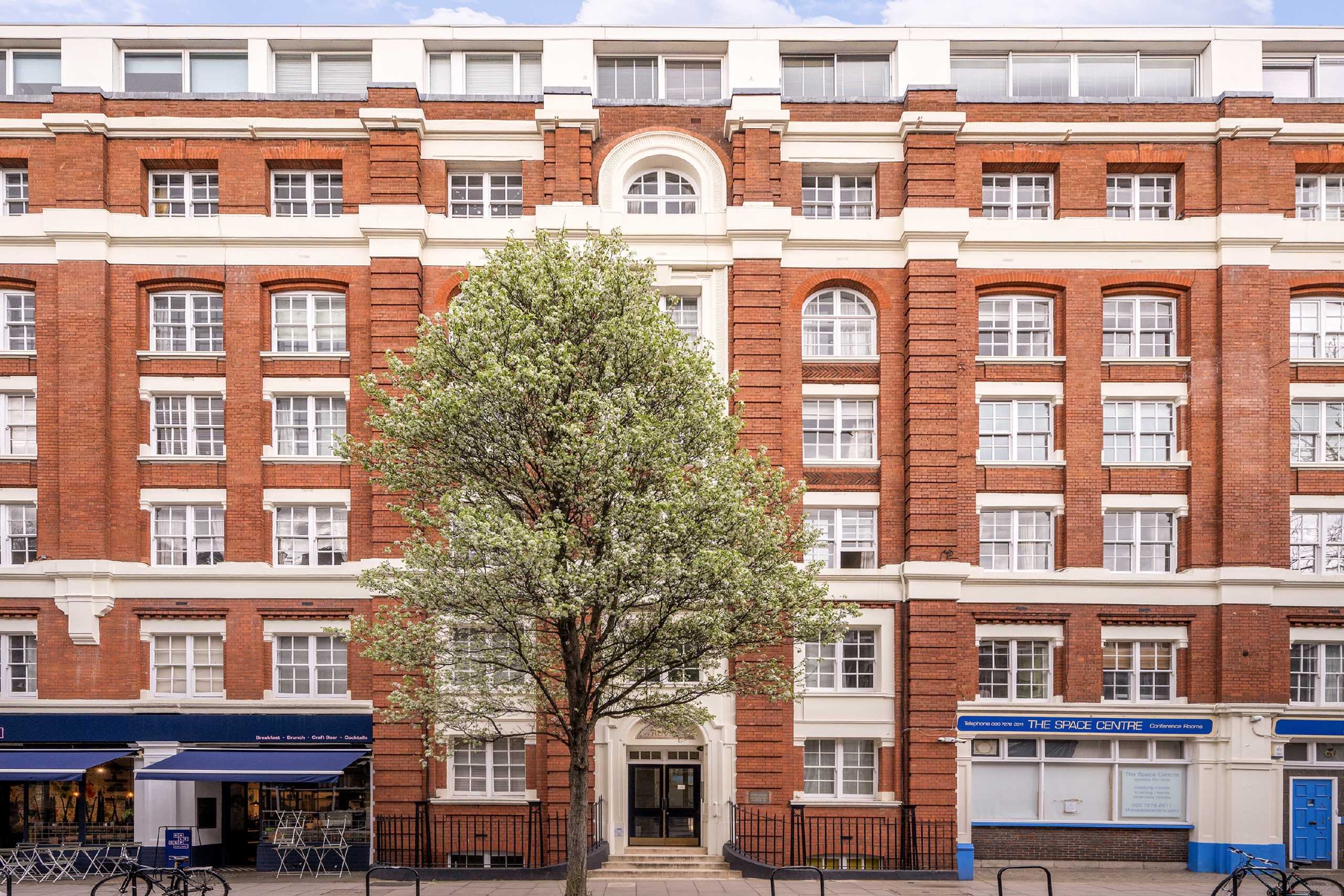 Flat Judd Street in Greater London