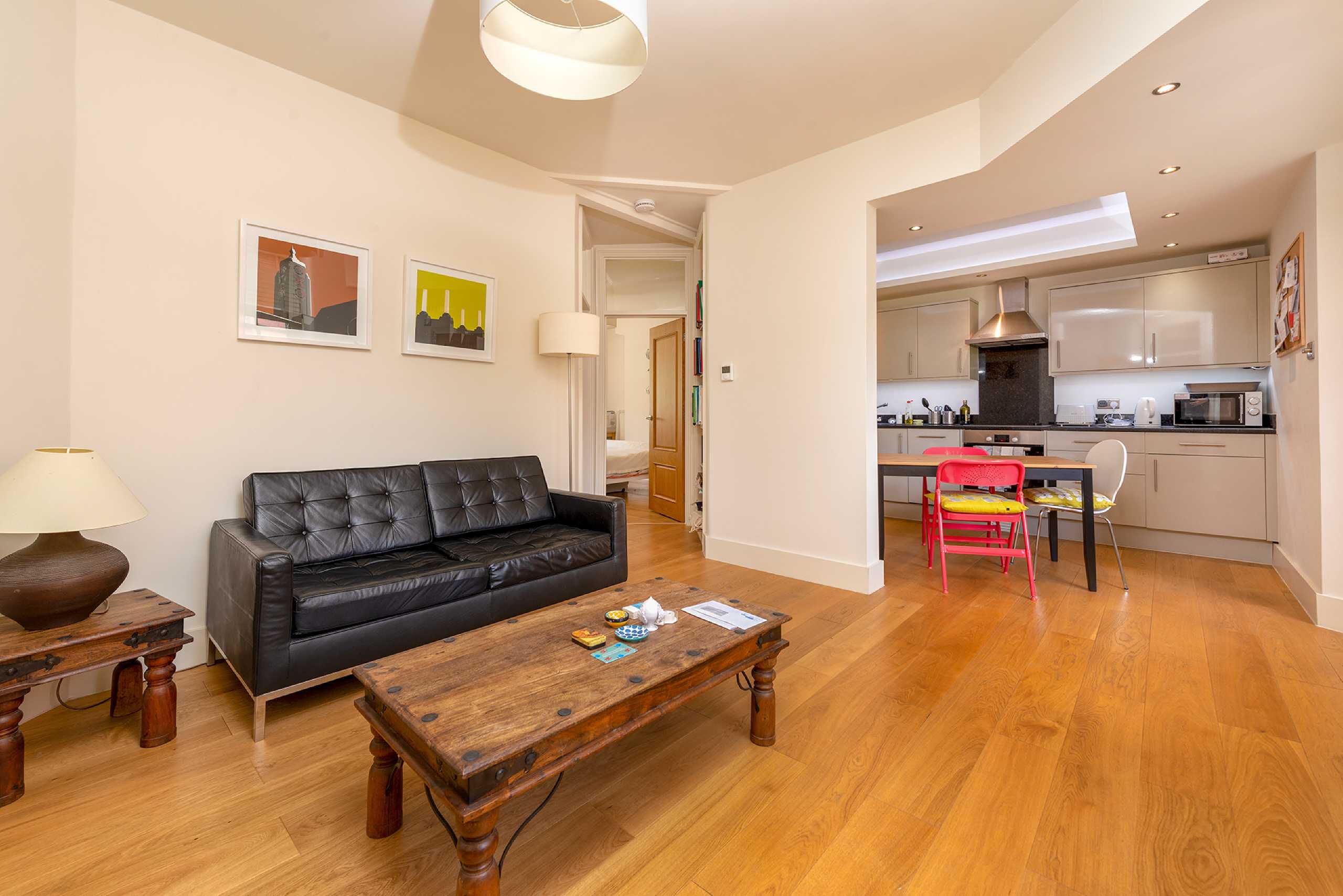 Flat Judd Street in Greater London