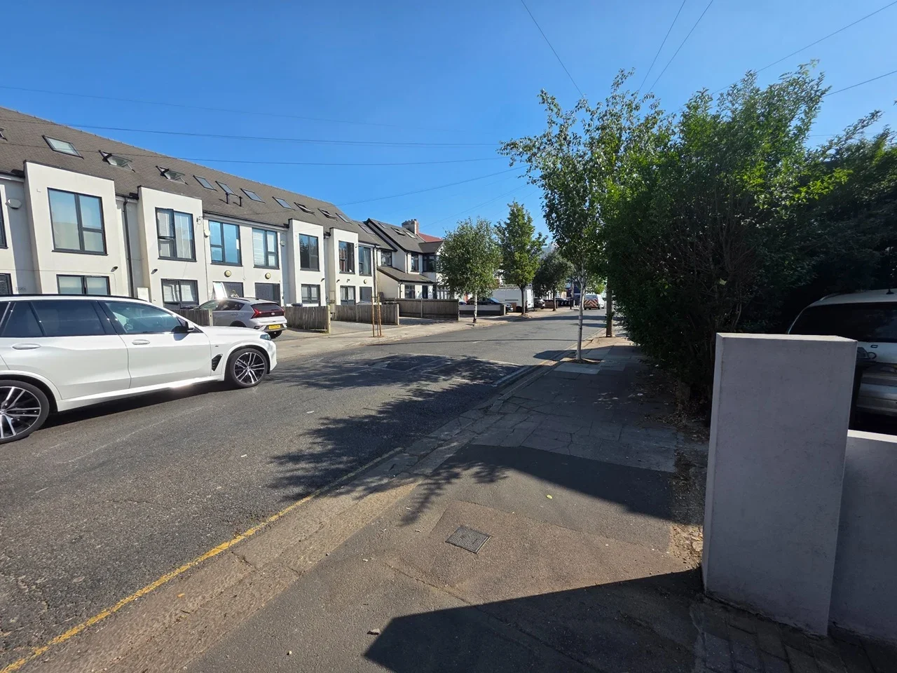 Room Bideford Avenue in Greater London