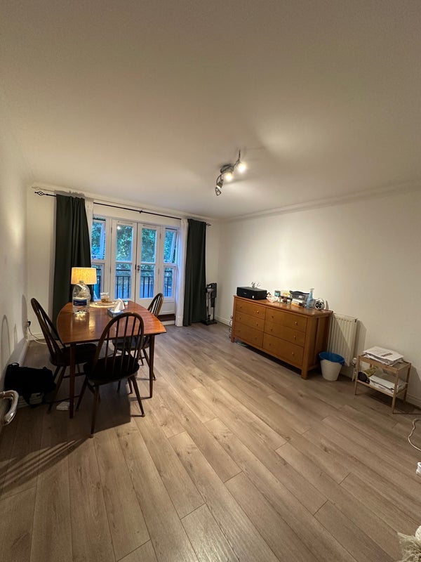 Flat Brockham Street in Greater London