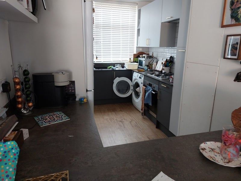 Room Brookfields Avenue in Greater London