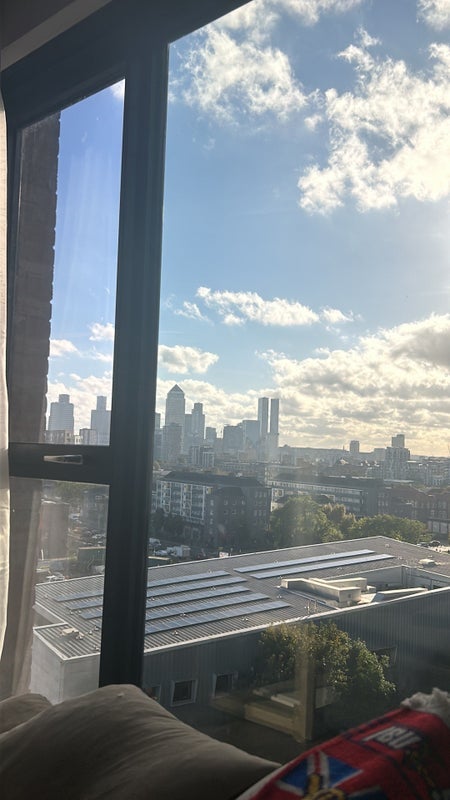 Room Mayfly Close in Greater London