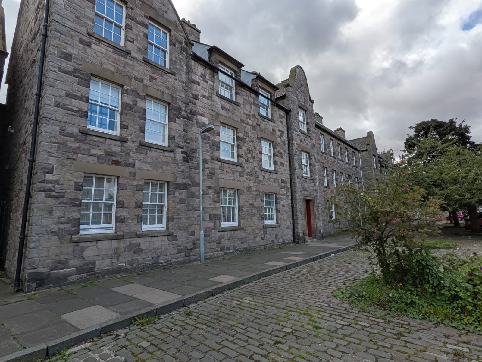 Flat High Street in Dalkeith