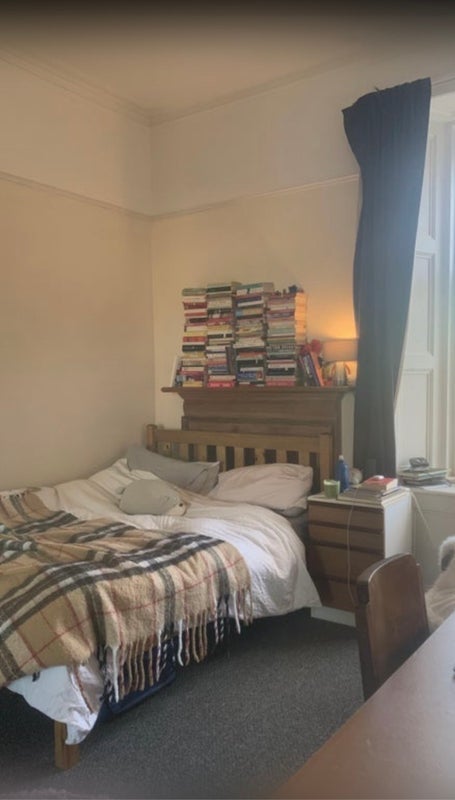 Room Falcon Avenue in City of Edinburgh
