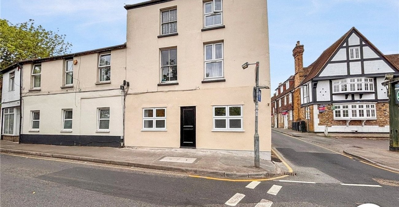 Flat Chelsfield Road in Greater London