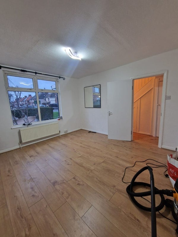 House Becontree Avenue in London