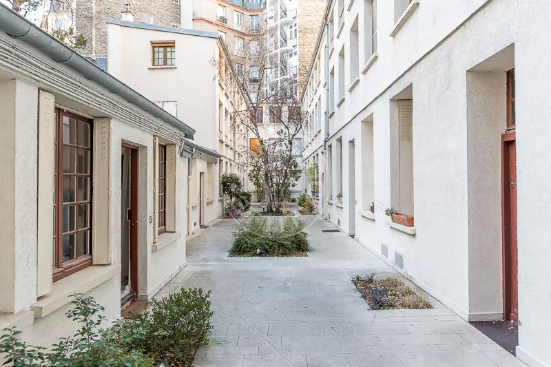 Flat Rue Madeleine Michelis in Neuilly-sur-Seine