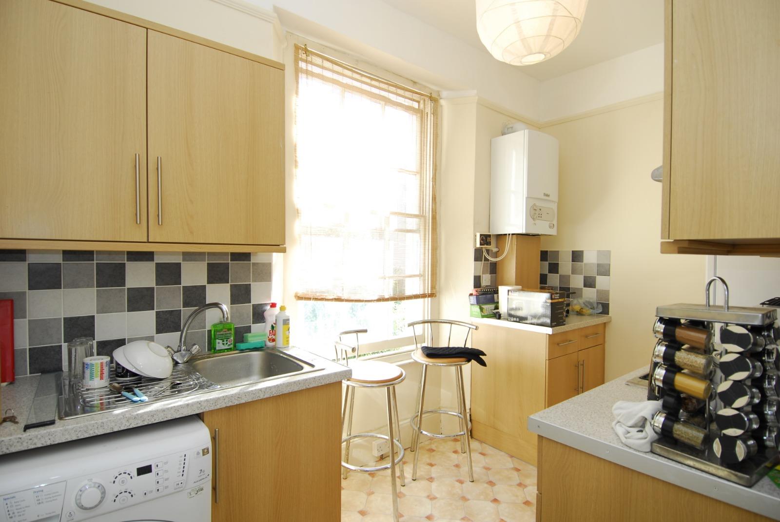 Flat Napier Terrace in Plymouth