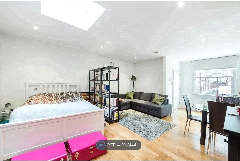 Flat Dorset Square in City of Westminster