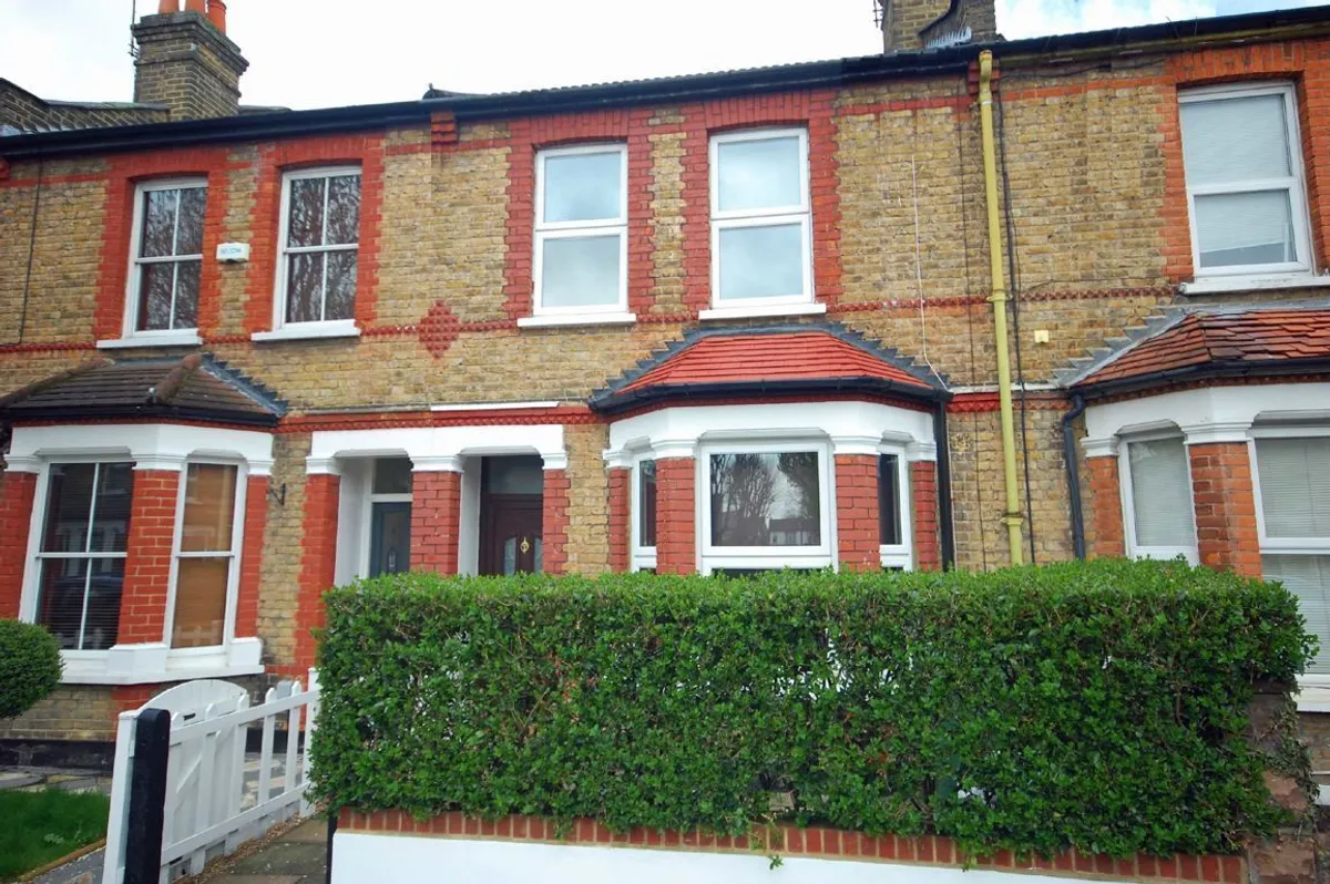 House Hessel Road in Greater London