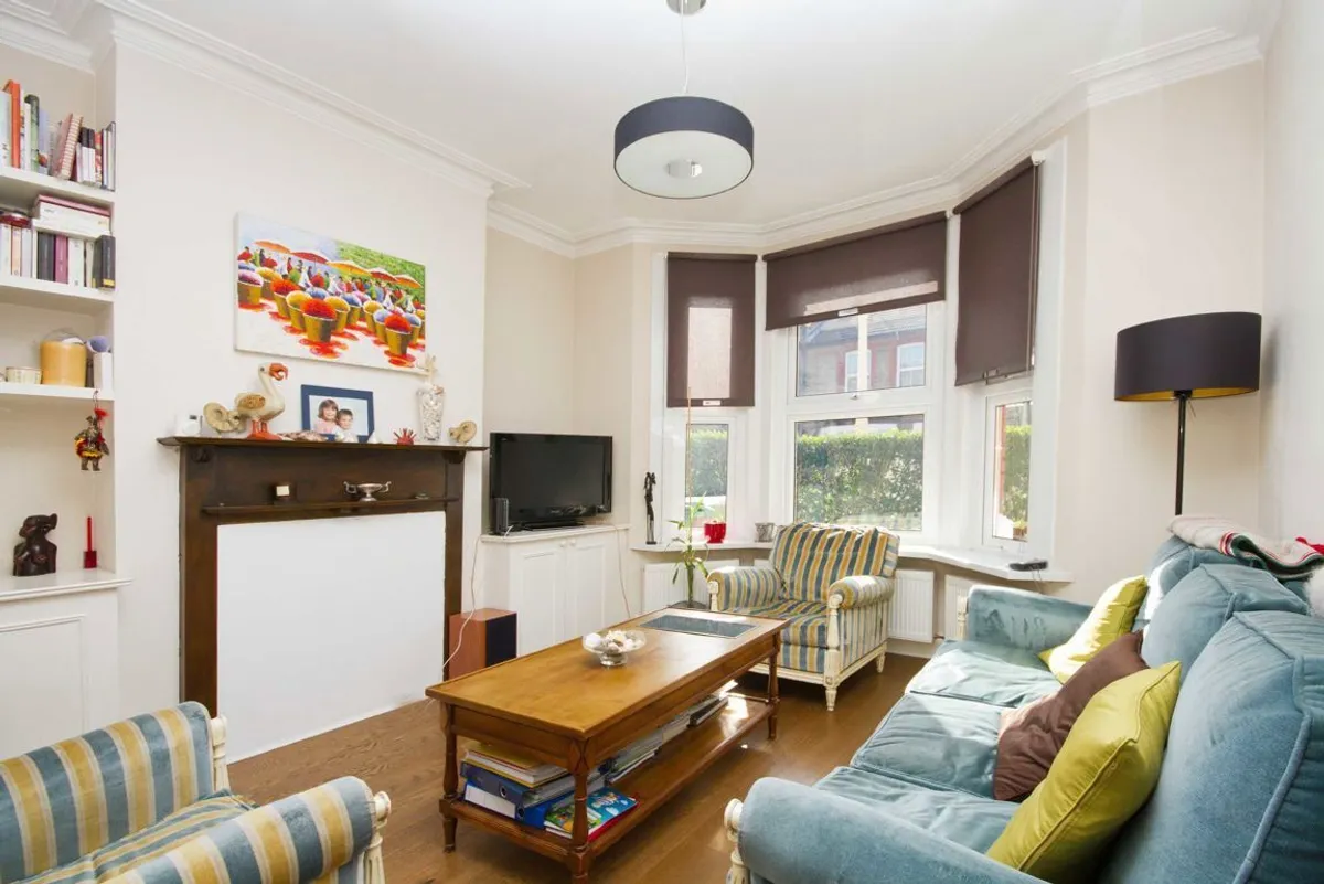 House Hessel Road in Greater London