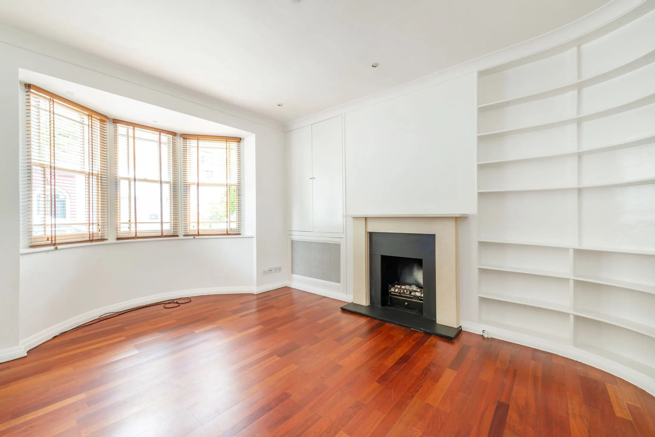 House Kensington Place in Greater London
