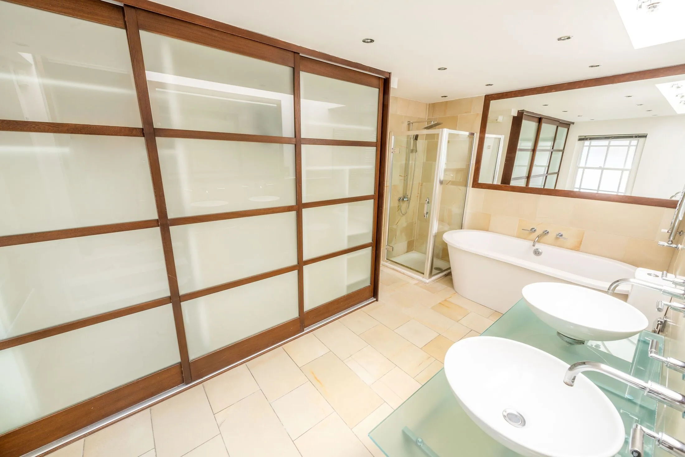 House Kensington Place in Greater London