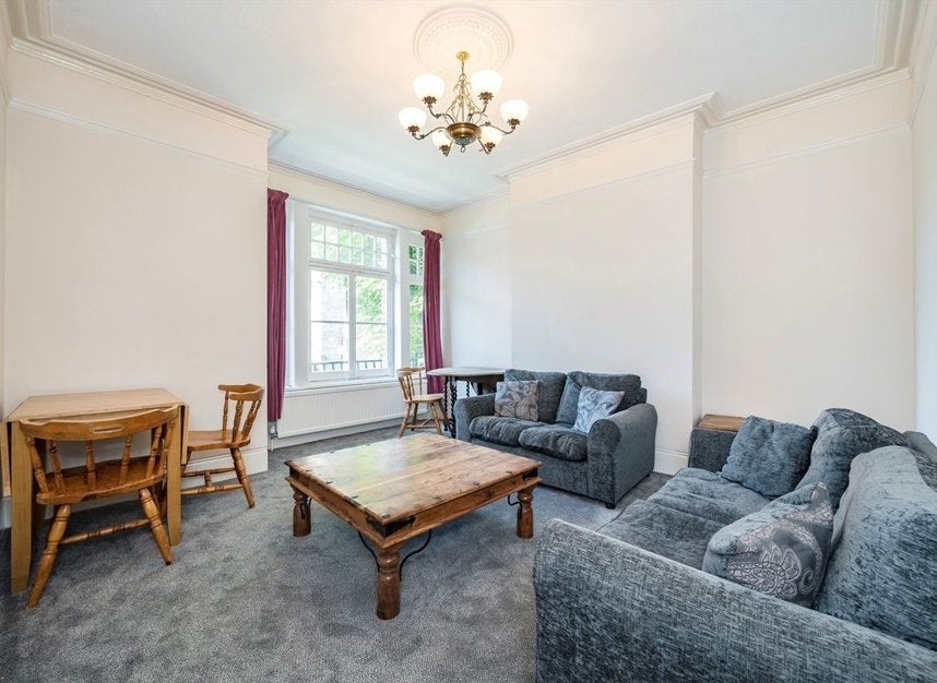 Flat Avonmore Road in Greater London