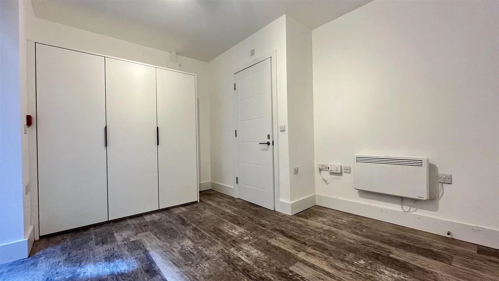 Room Langley Park Road in Greater London
