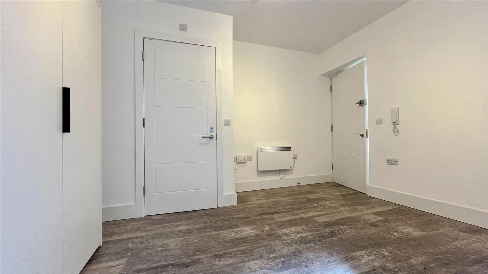 Room Langley Park Road in Greater London