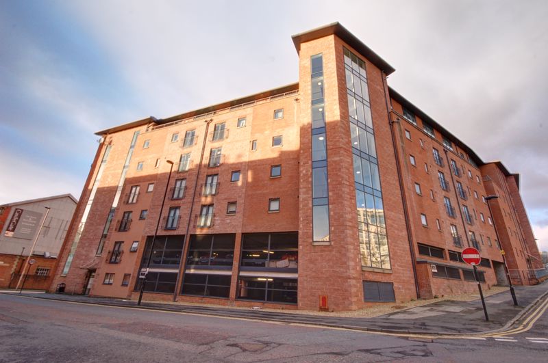 Flat Melbourne Street in Newcastle upon Tyne