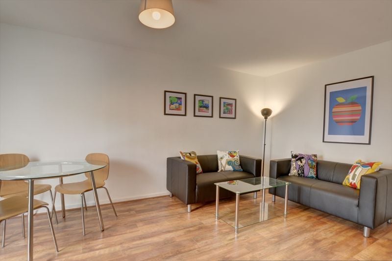 Flat Melbourne Street in Newcastle upon Tyne