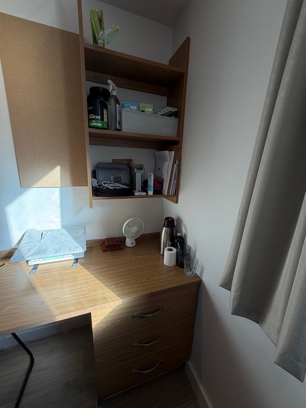 Room Dumbarton Road in Glasgow