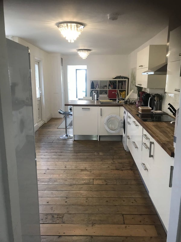 Room Cranmer Road in Greater London