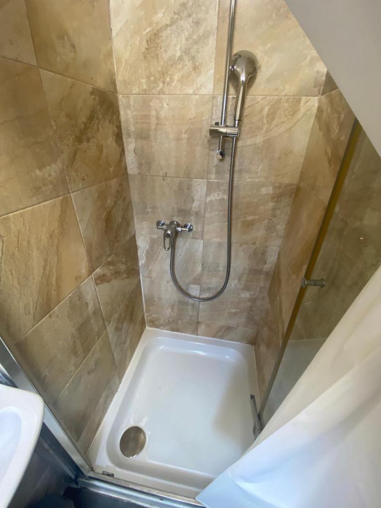 Flat Lindal Crescent in Greater London