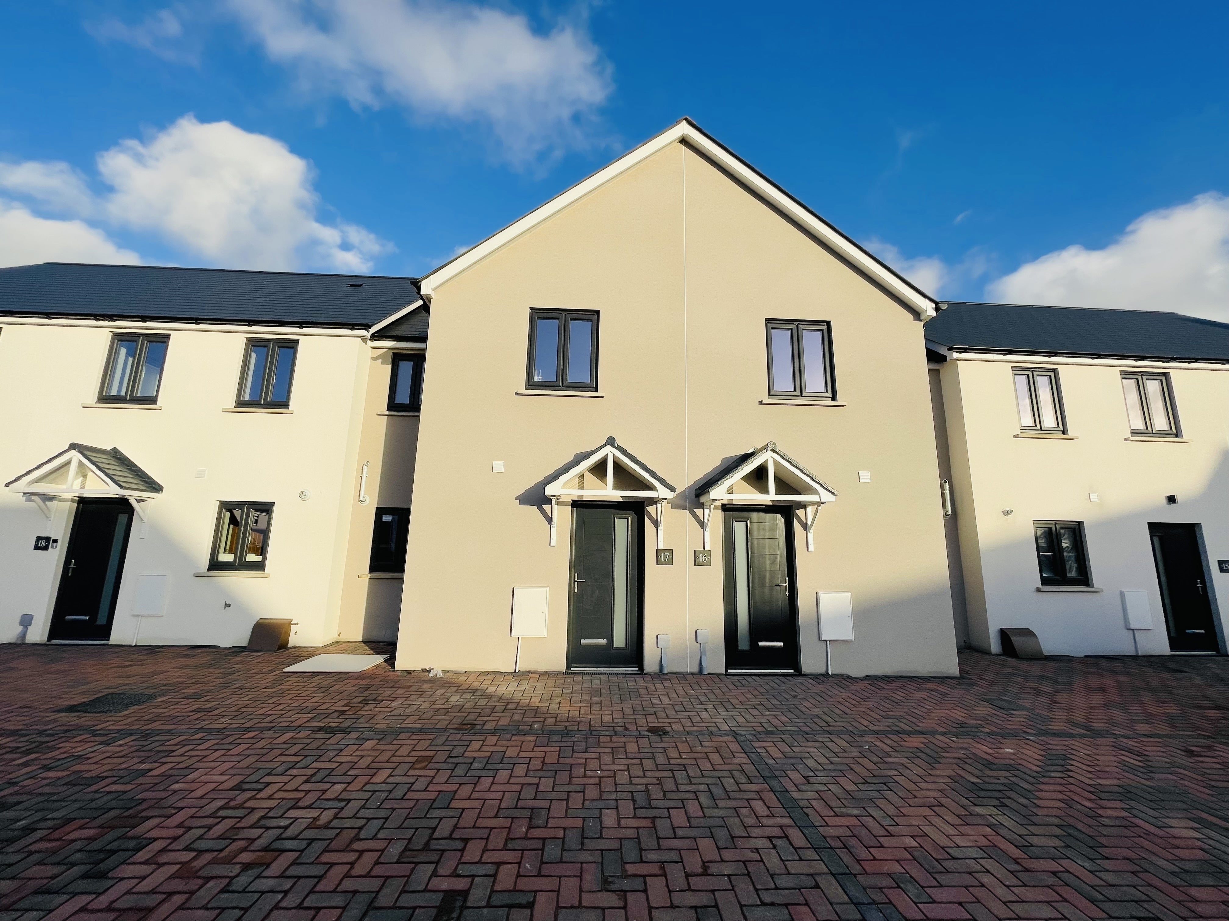 House Bracken Way in Johnston