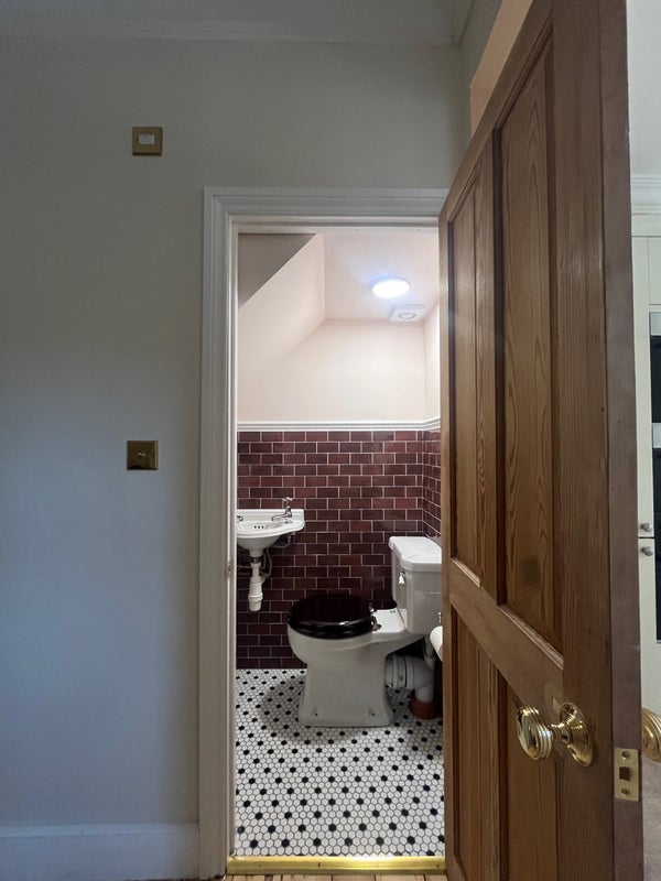 Room Edencourt Road in Greater London