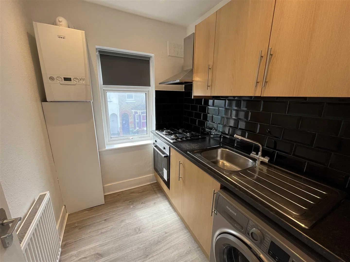 Flat Shakespeare Road in Greater London