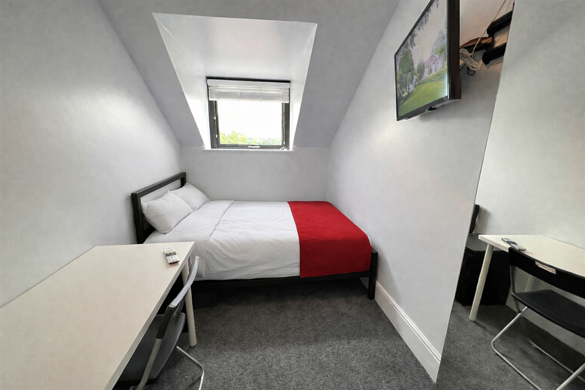 Flat Radcliffe Road in Rushcliffe