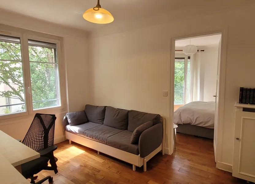 Flat Rue Telles de la Poterie in Issy-les-Moulineaux