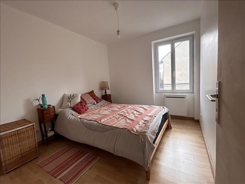 Flat Rue de la République in Servon