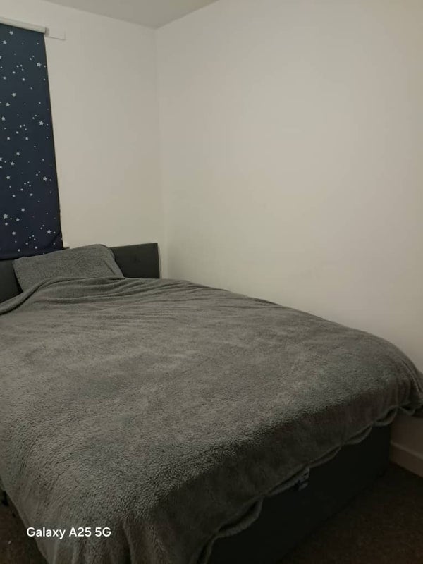 Room Eider Close in Mid Suffolk