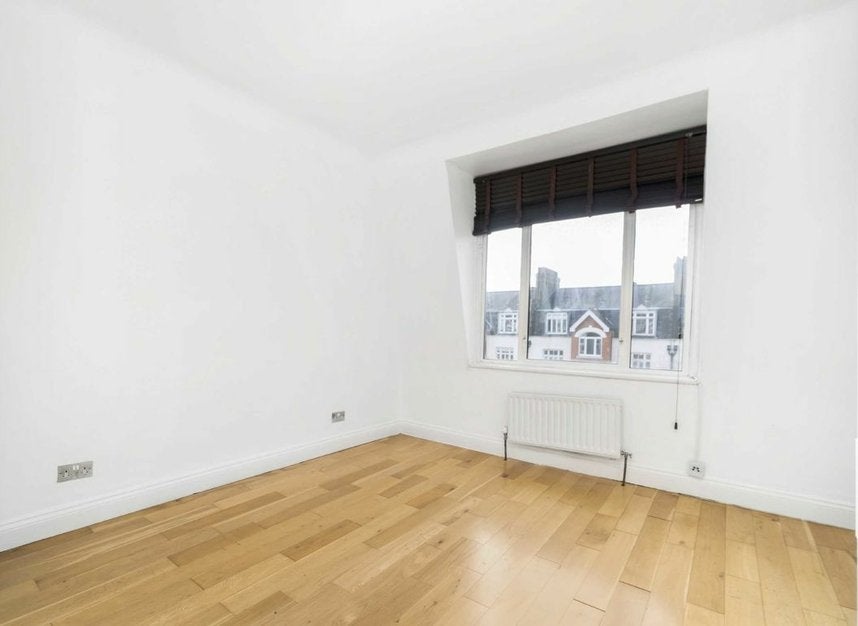 Flat Widley Road in City of Westminster