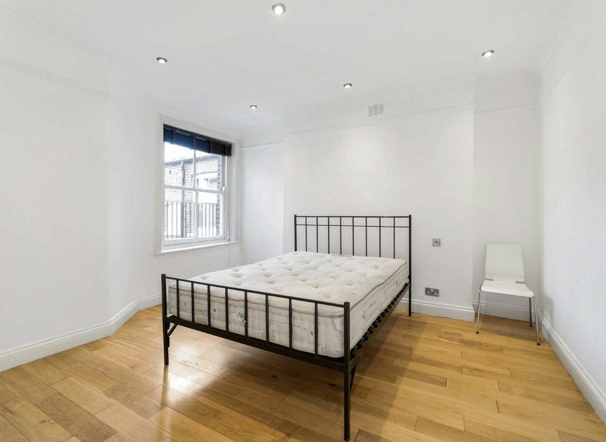 Flat Widley Road in City of Westminster
