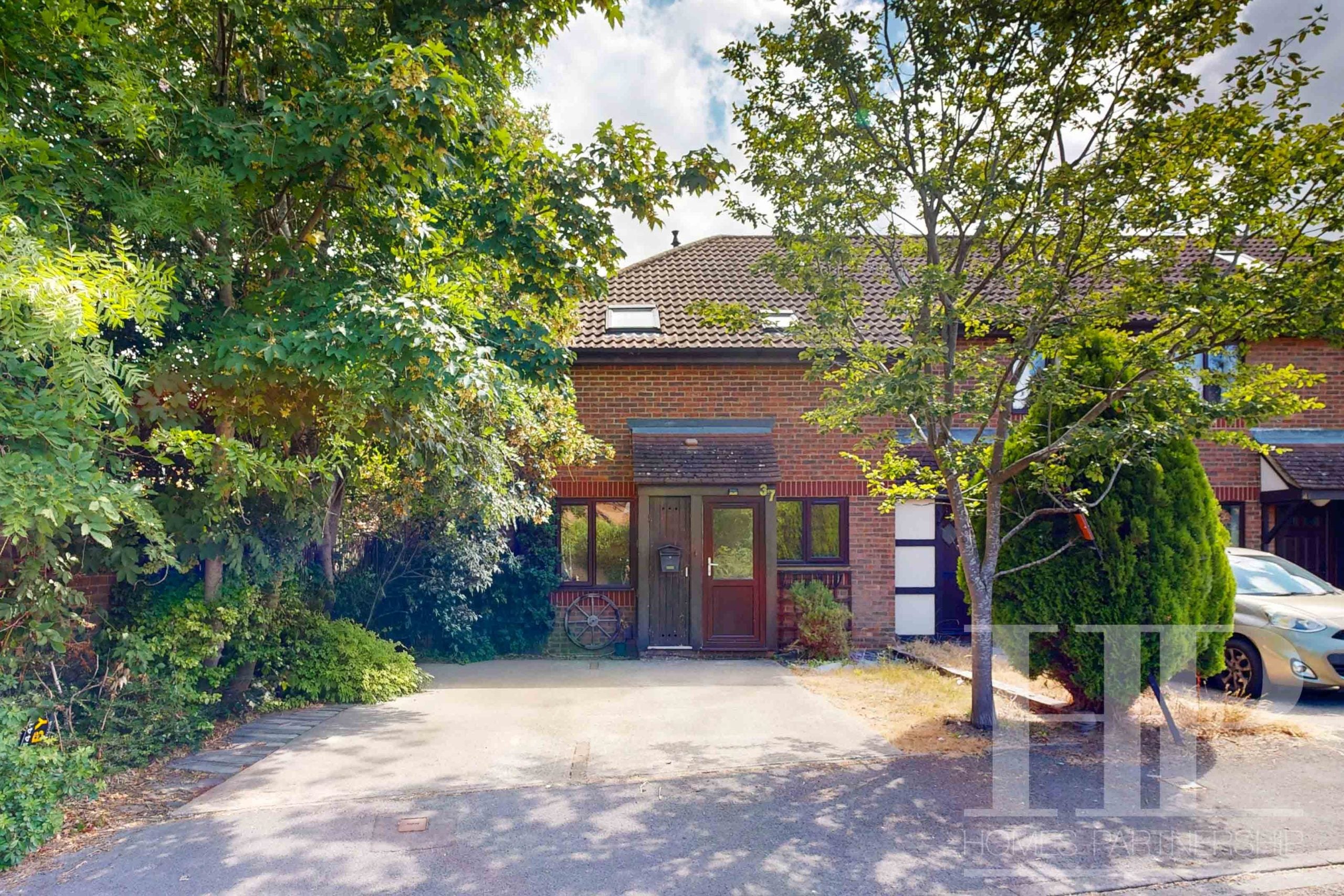 House Clarence Court in Reigate and Banstead