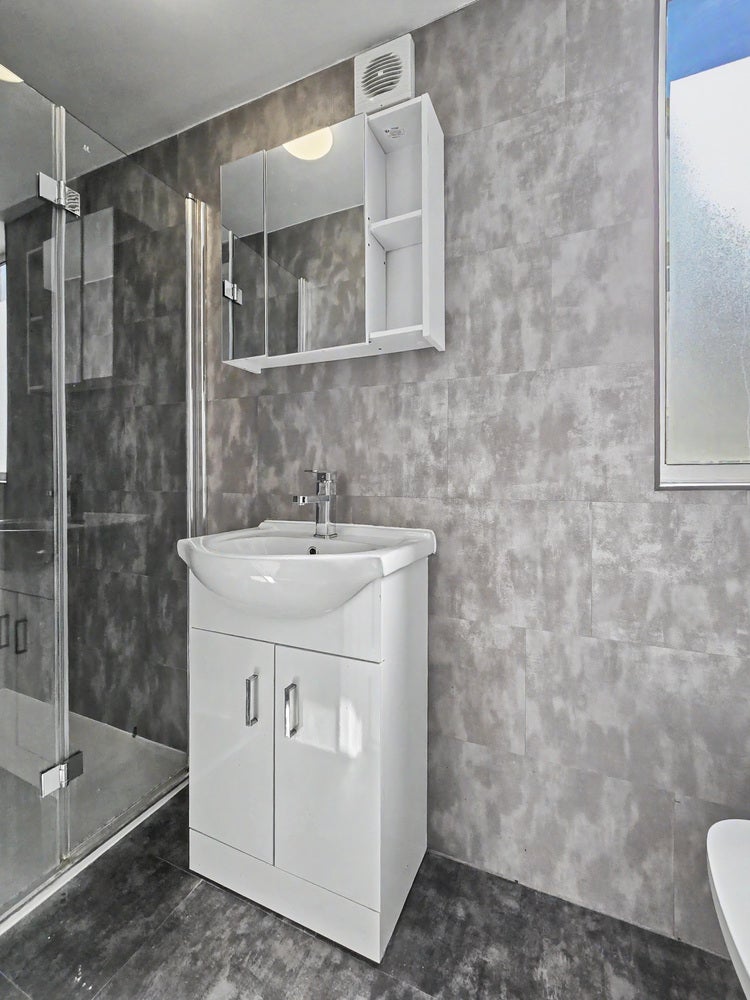 Room The Broadway in Greater London