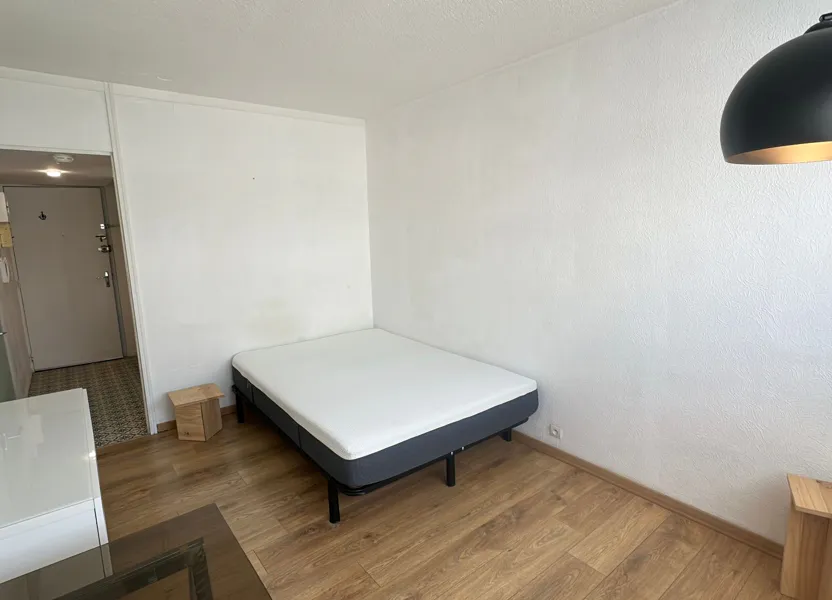 Flat Rue du Docteur Rocaz in Bordeaux