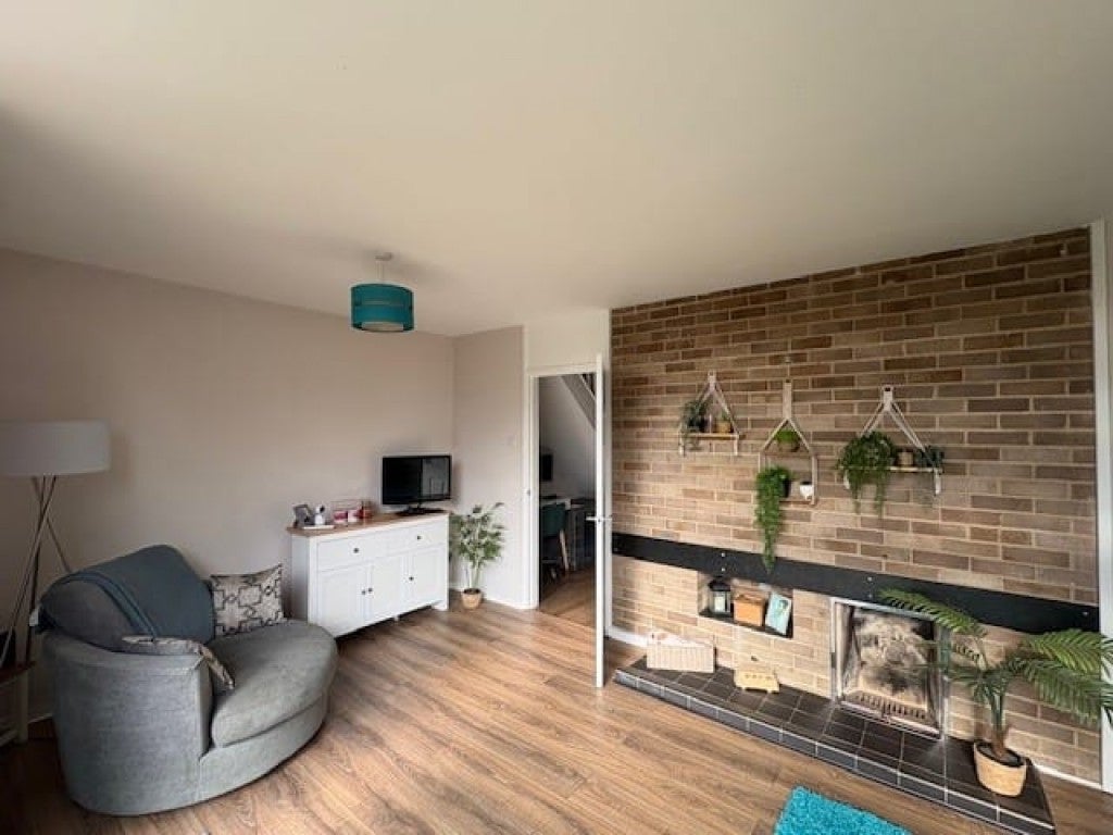 House Oak Drive in Henlow