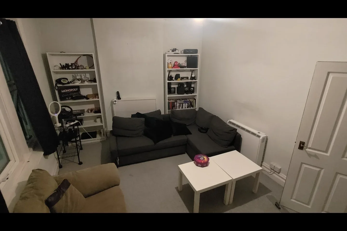 Room Replingham Road in Greater London