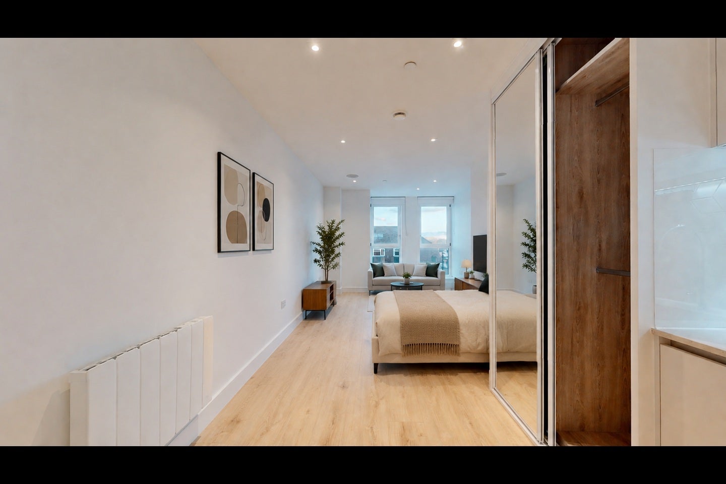 Flat Coombe Lane in Greater London