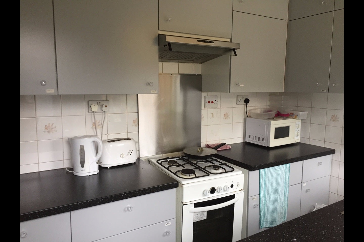 Room St. Helier Avenue in Greater London