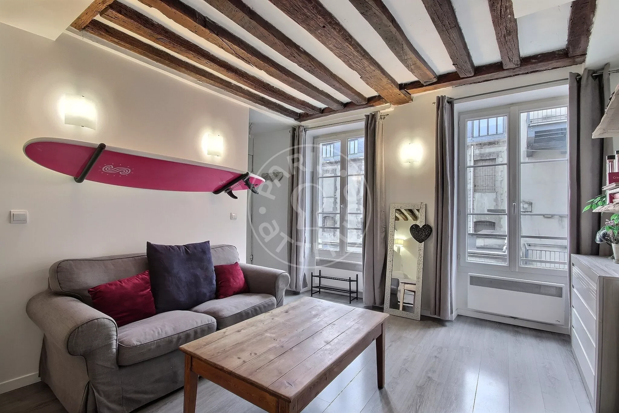 Flat Passage du Vertbois in Paris