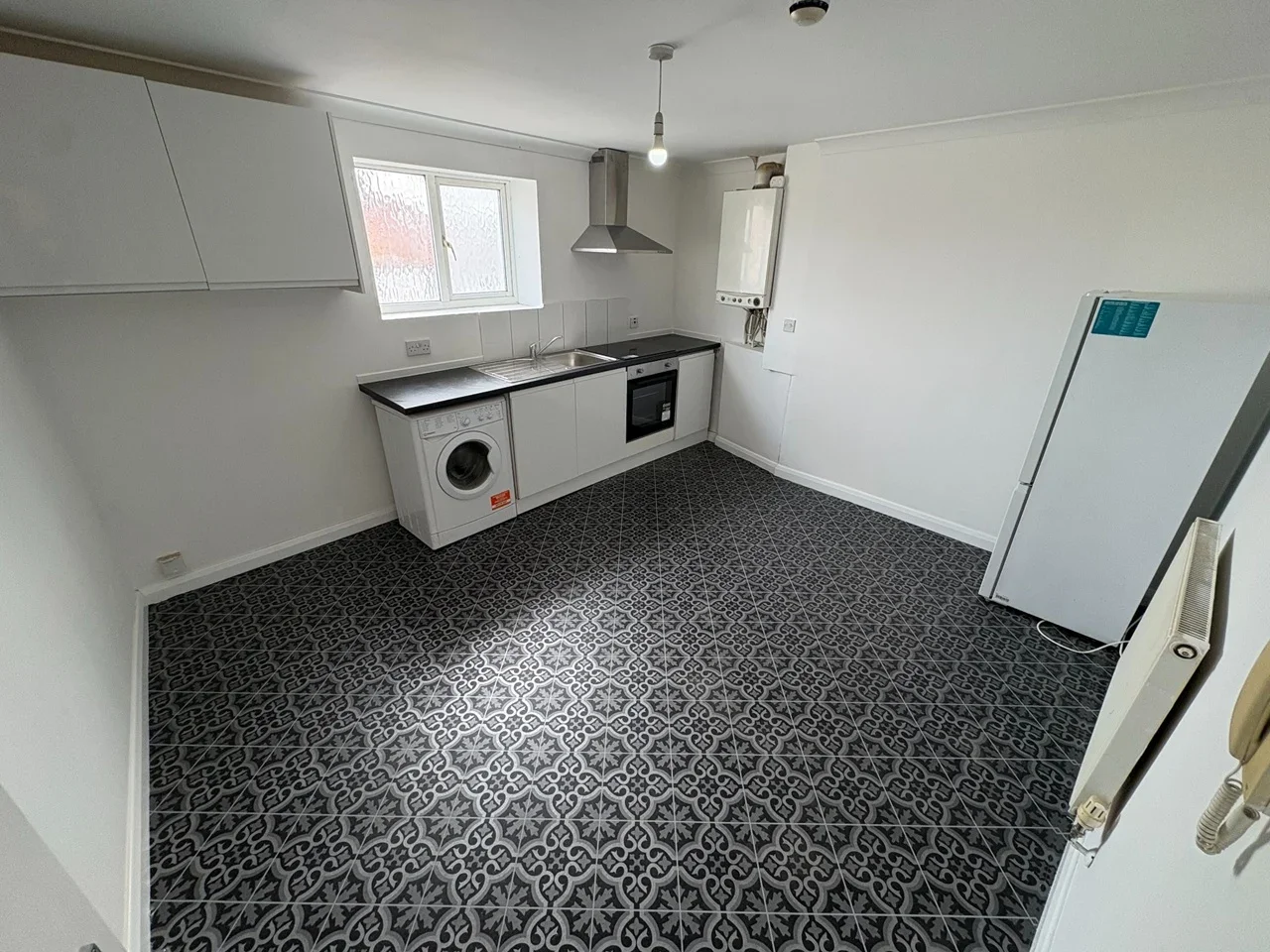 Flat Neasden Lane in Greater London