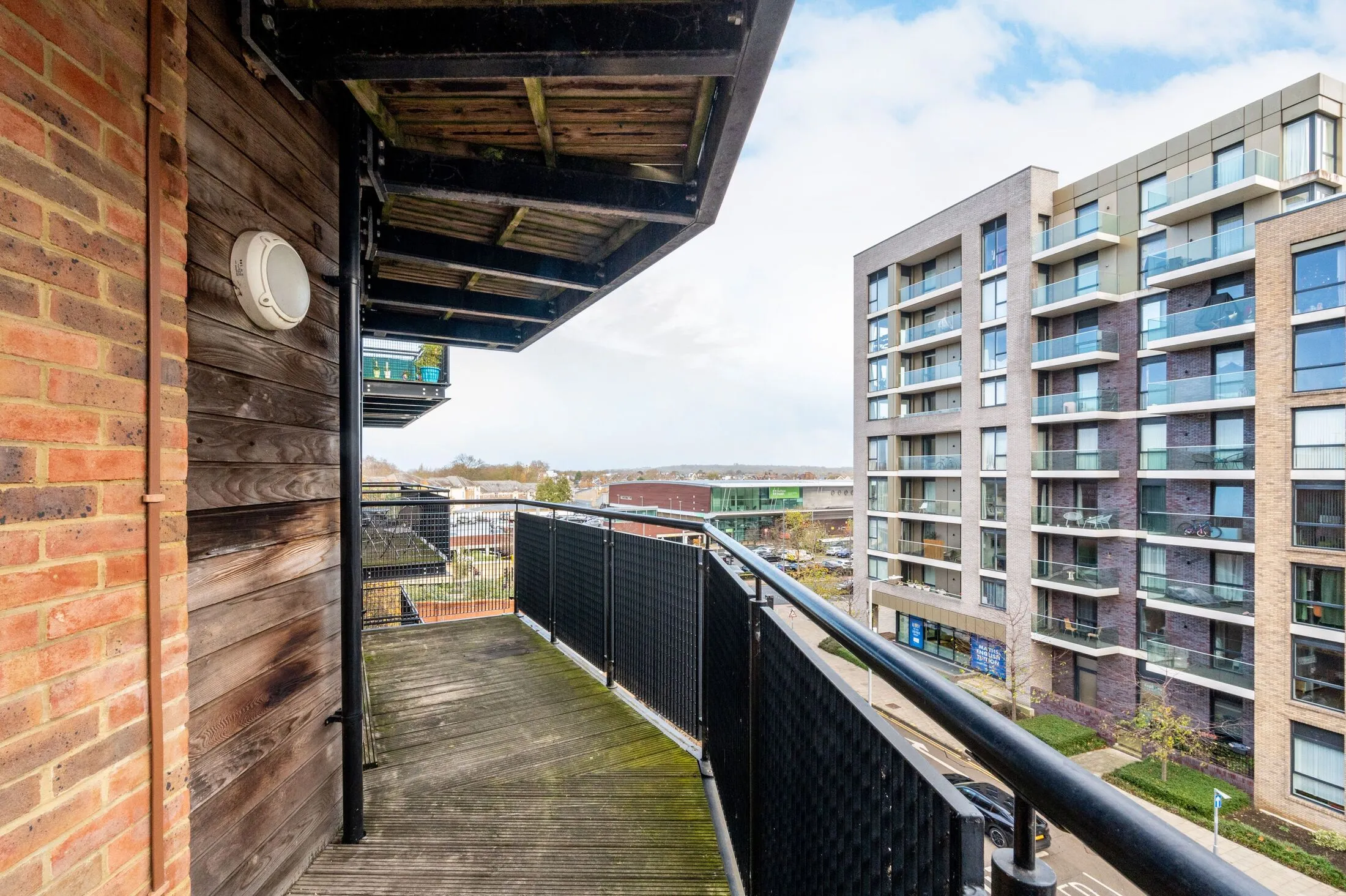 Flat Skerne Road in Greater London