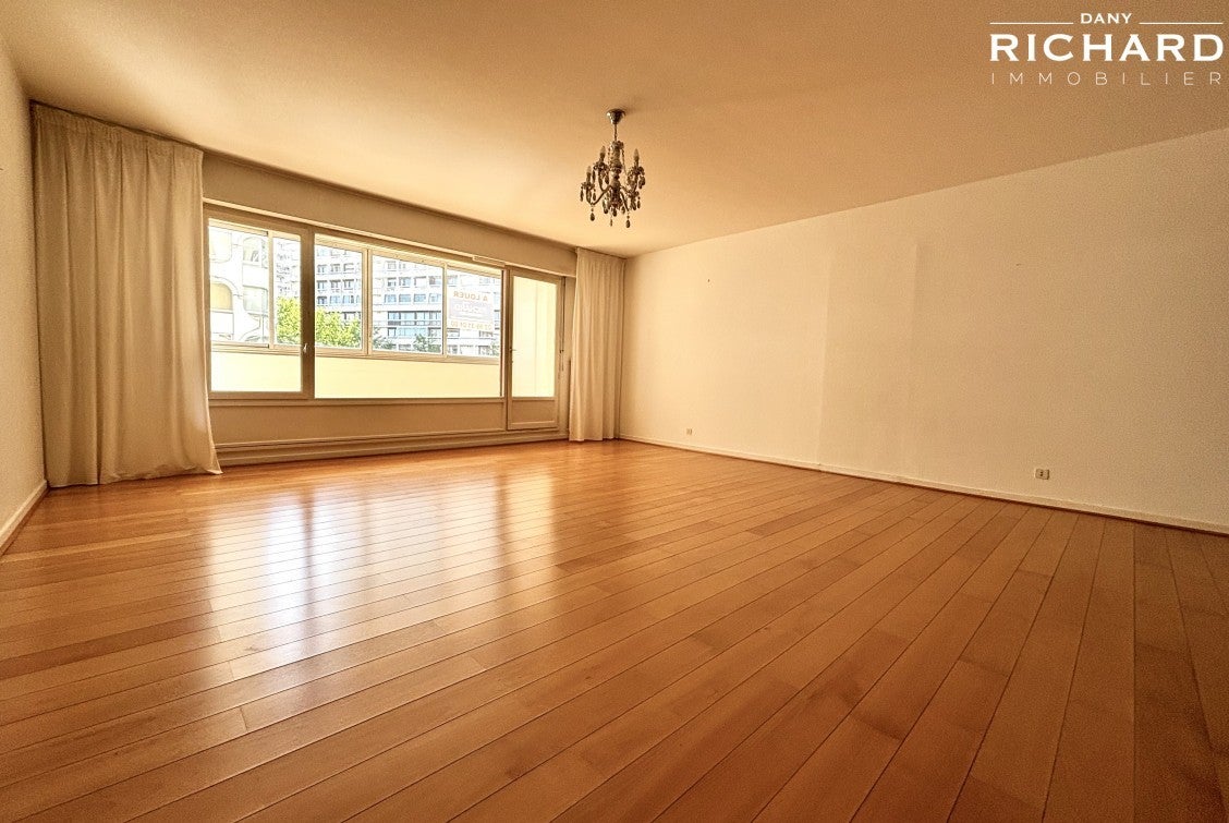 Flat Rue Tronjolly in Rennes