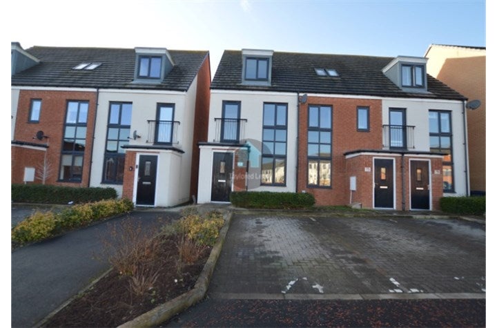 House Elmwood Park Court in Newcastle upon Tyne