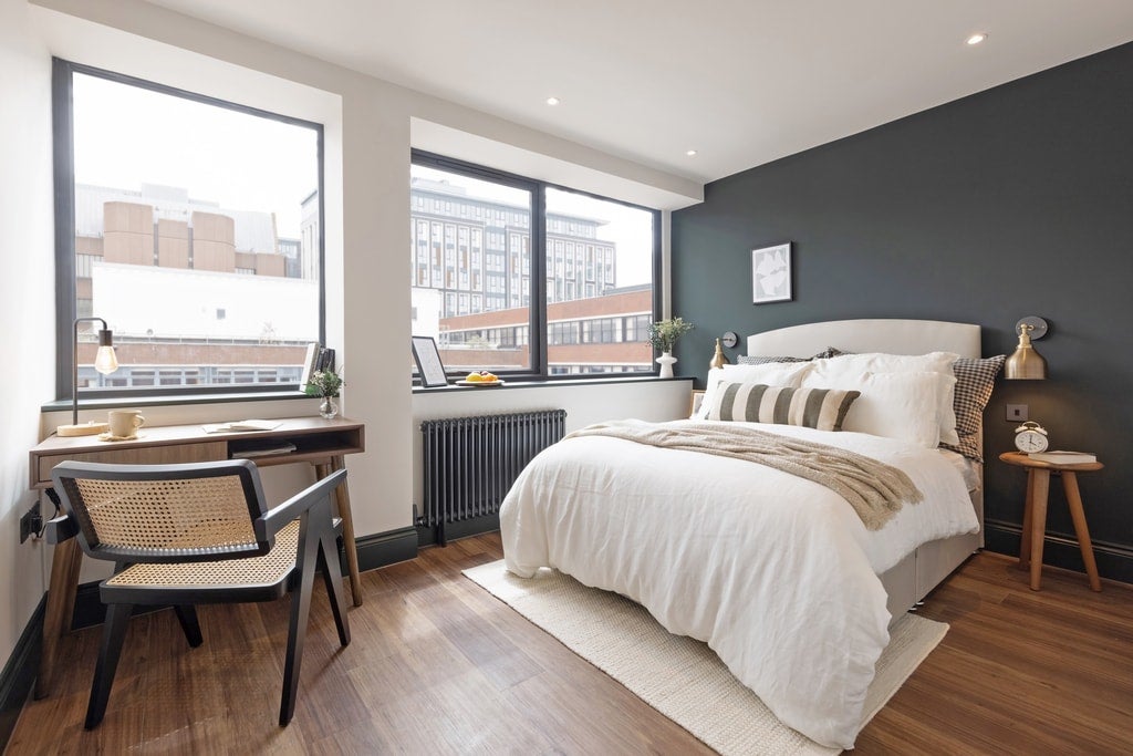Flat James Street in Liverpool