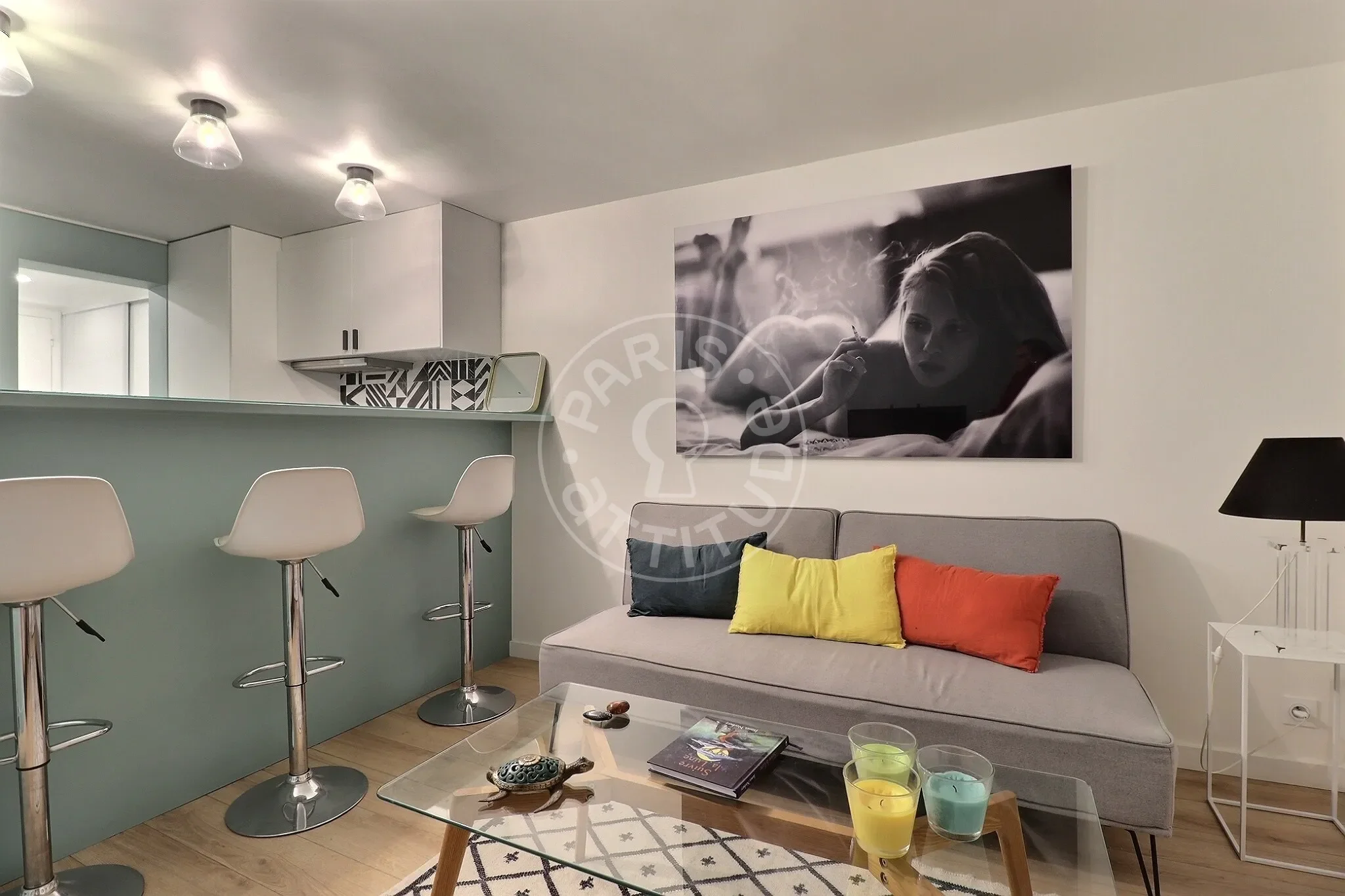 Room Rue Cadet in Paris