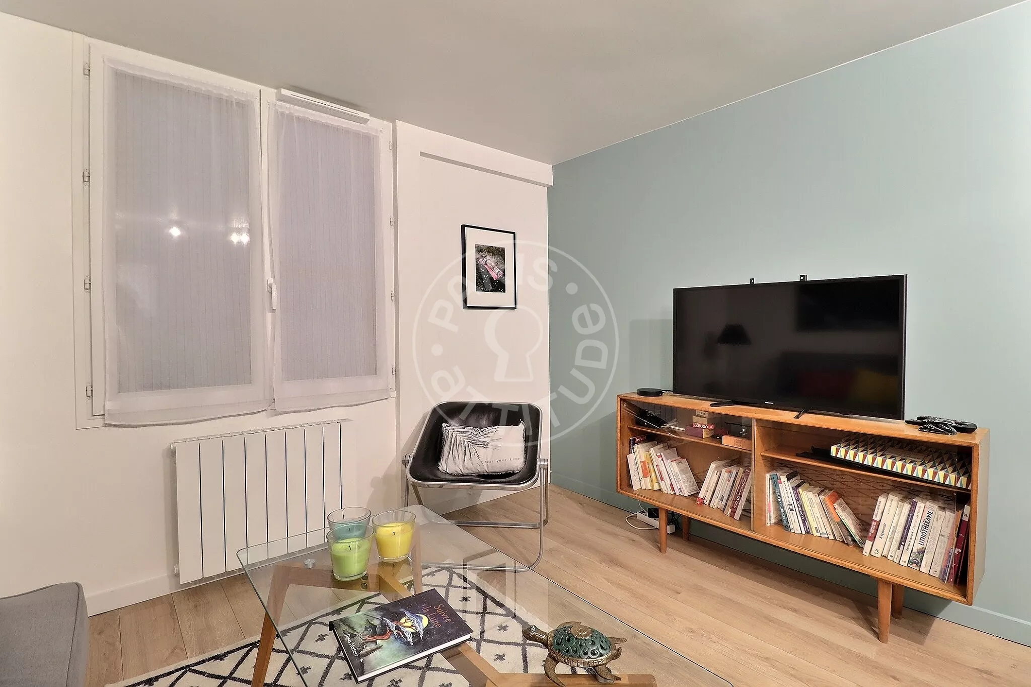 Room Rue Cadet in Paris